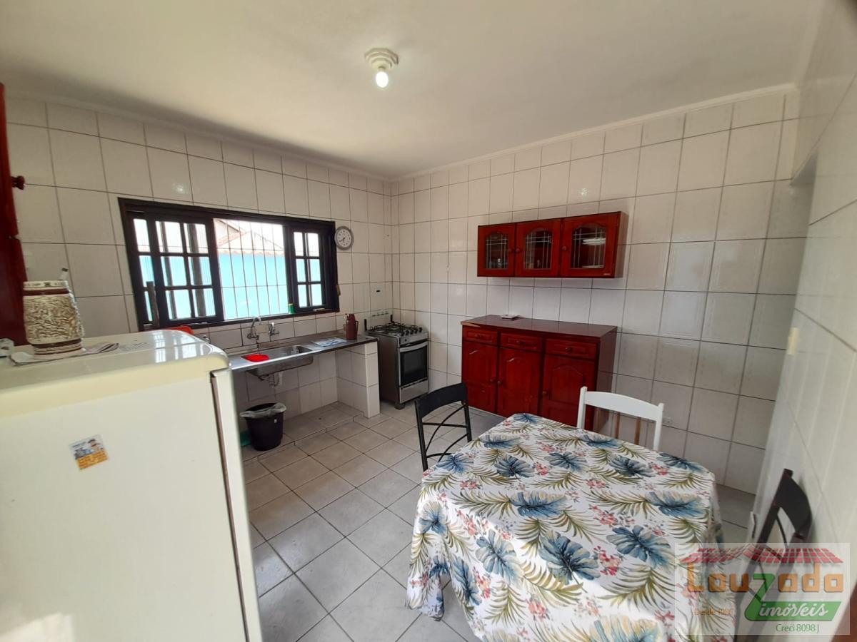 Casa à venda com 3 quartos, 294m² - Foto 8