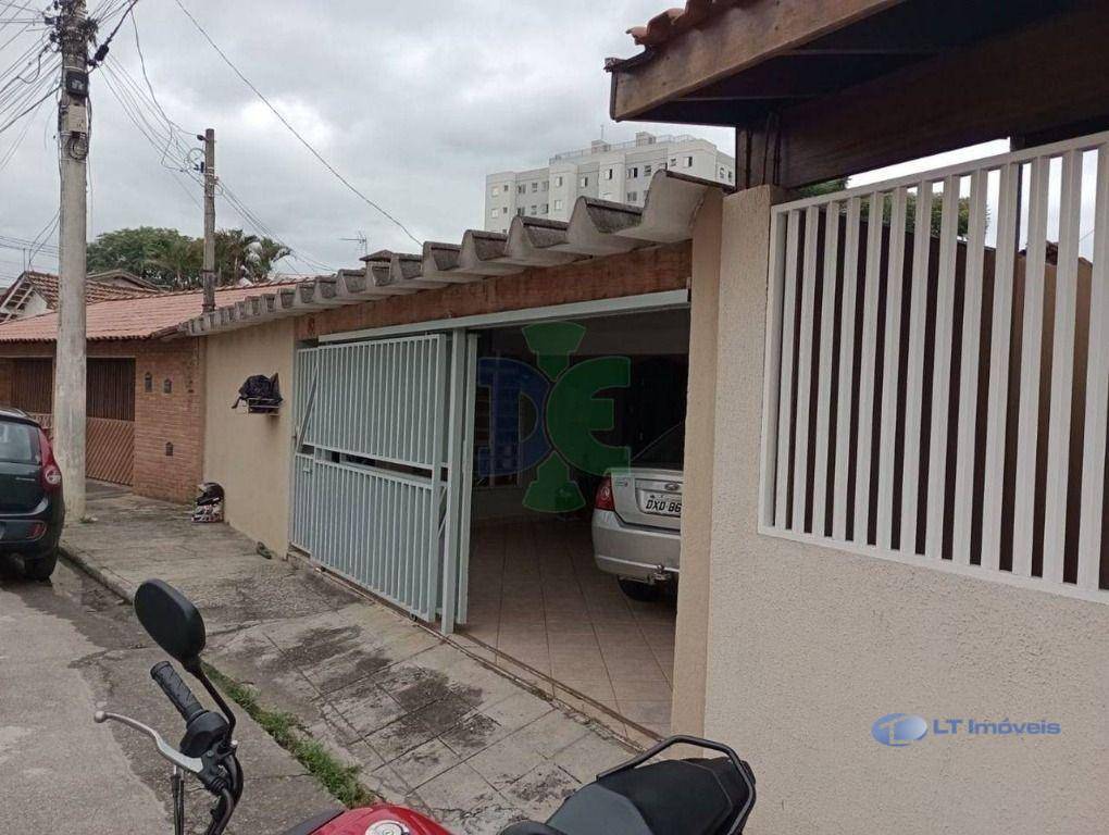 Casa à venda com 3 quartos, 138m² - Foto 6