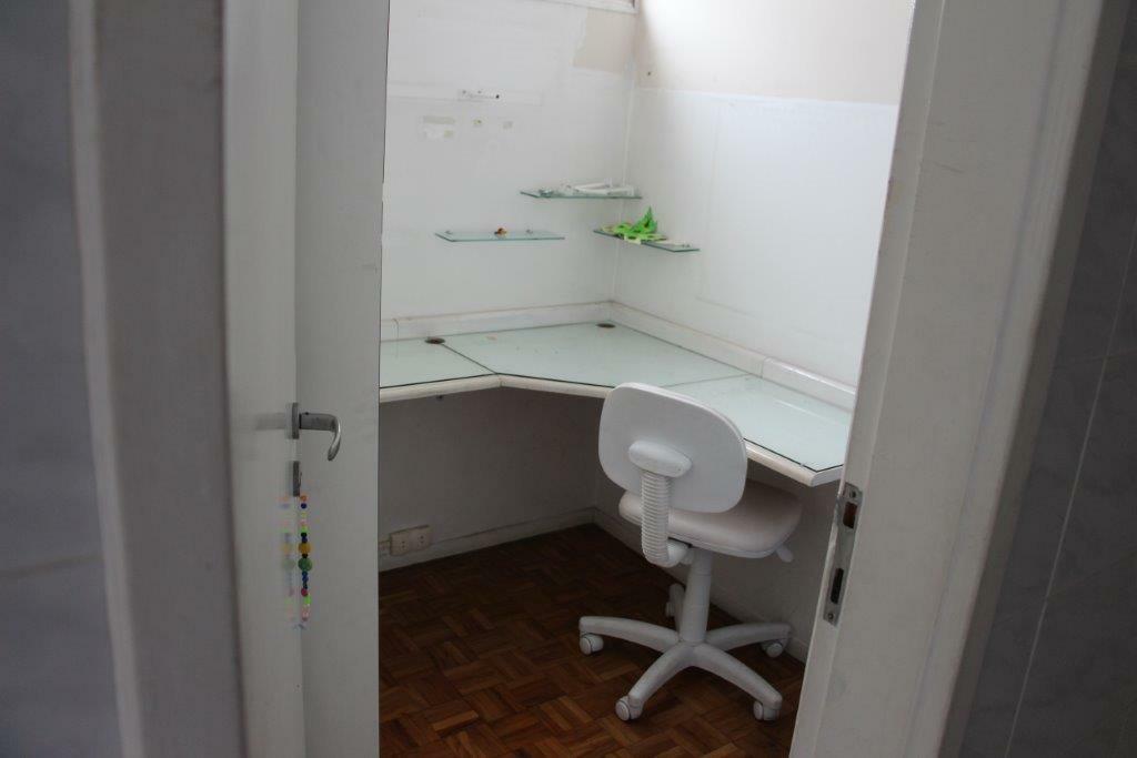 Apartamento à venda com 3 quartos, 140m² - Foto 27