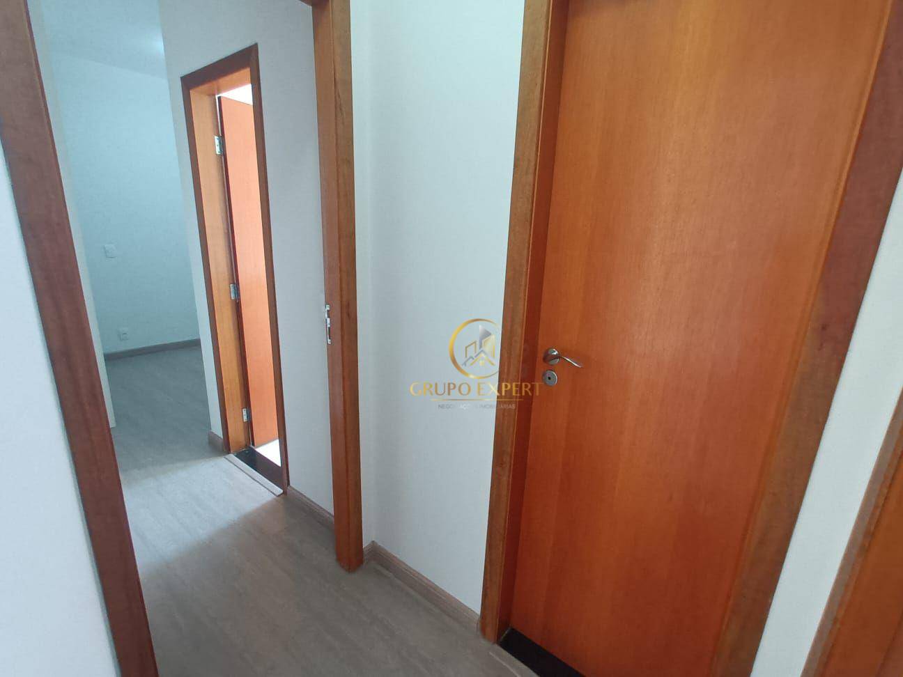 Apartamento à venda com 2 quartos, 81m² - Foto 10