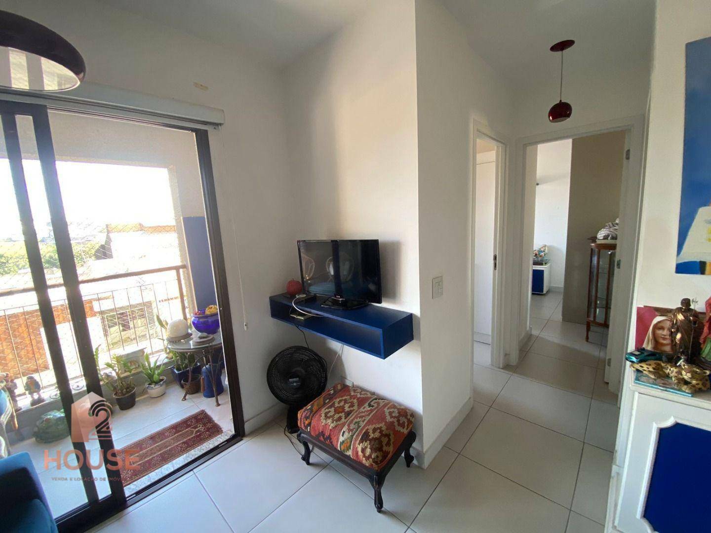 Apartamento à venda com 2 quartos, 46m² - Foto 12