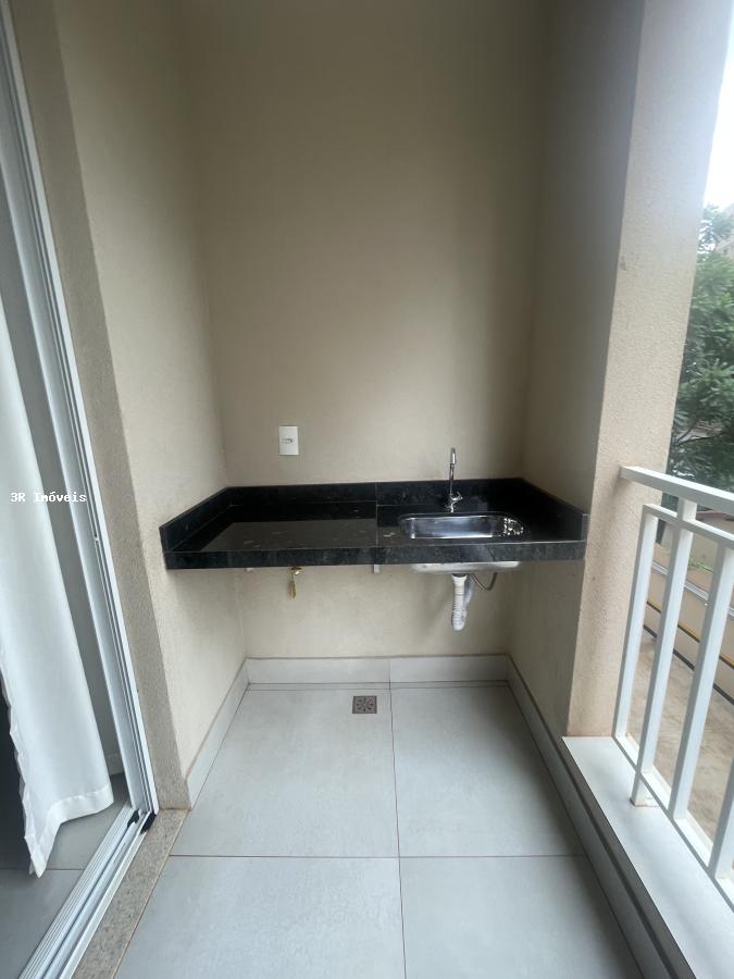 Apartamento para alugar com 2 quartos, 59m² - Foto 12