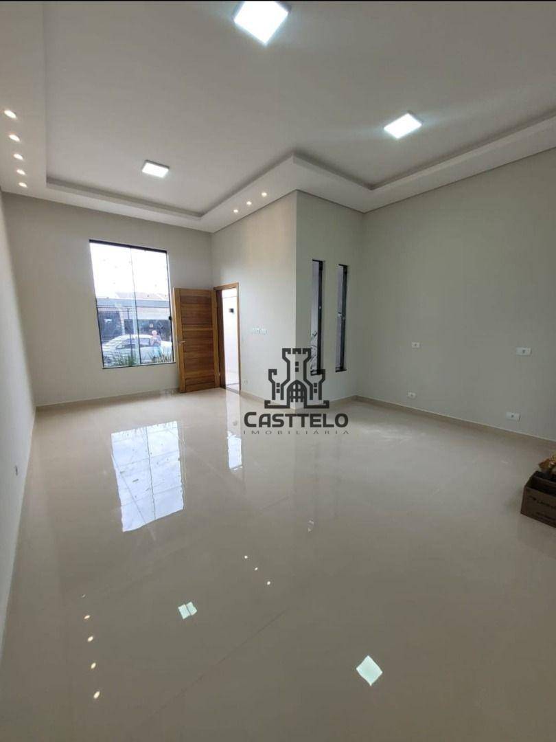 Casa à venda com 2 quartos, 125m² - Foto 4