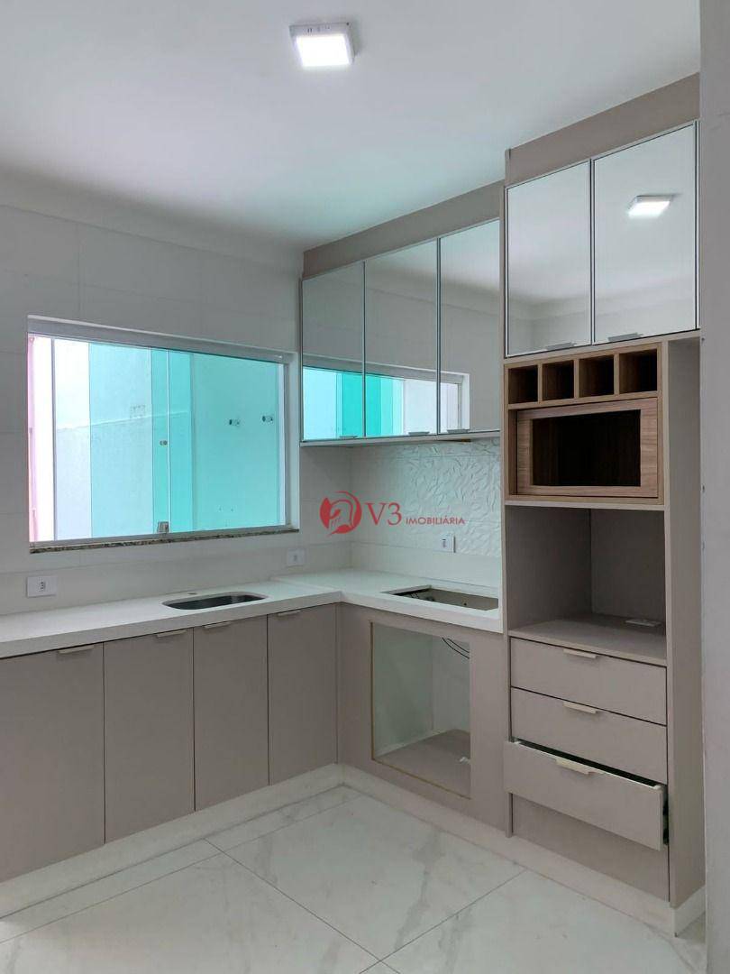 Sobrado à venda com 3 quartos, 129m² - Foto 2