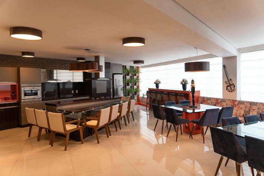 Apartamento à venda com 3 quartos, 200m² - Foto 17