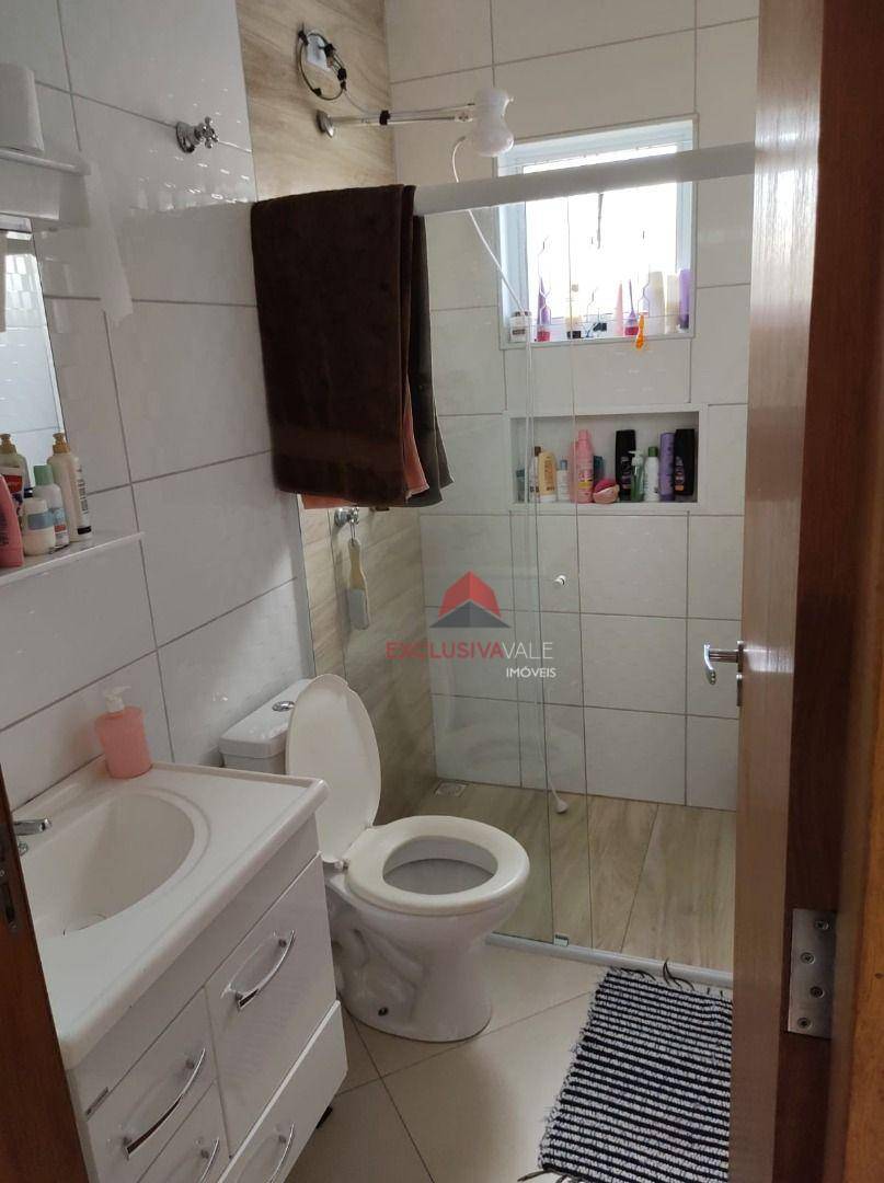 Casa à venda com 3 quartos, 120m² - Foto 4