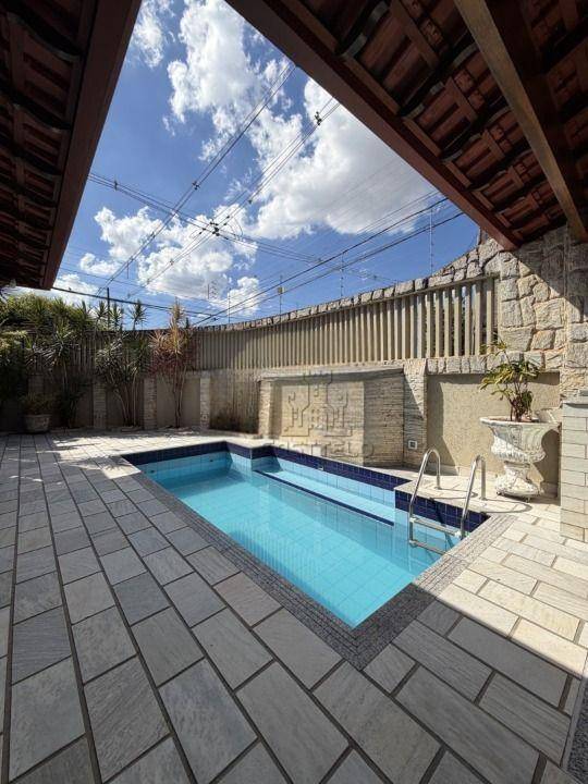 Casa, 4 quartos, 192 m² - Foto 3