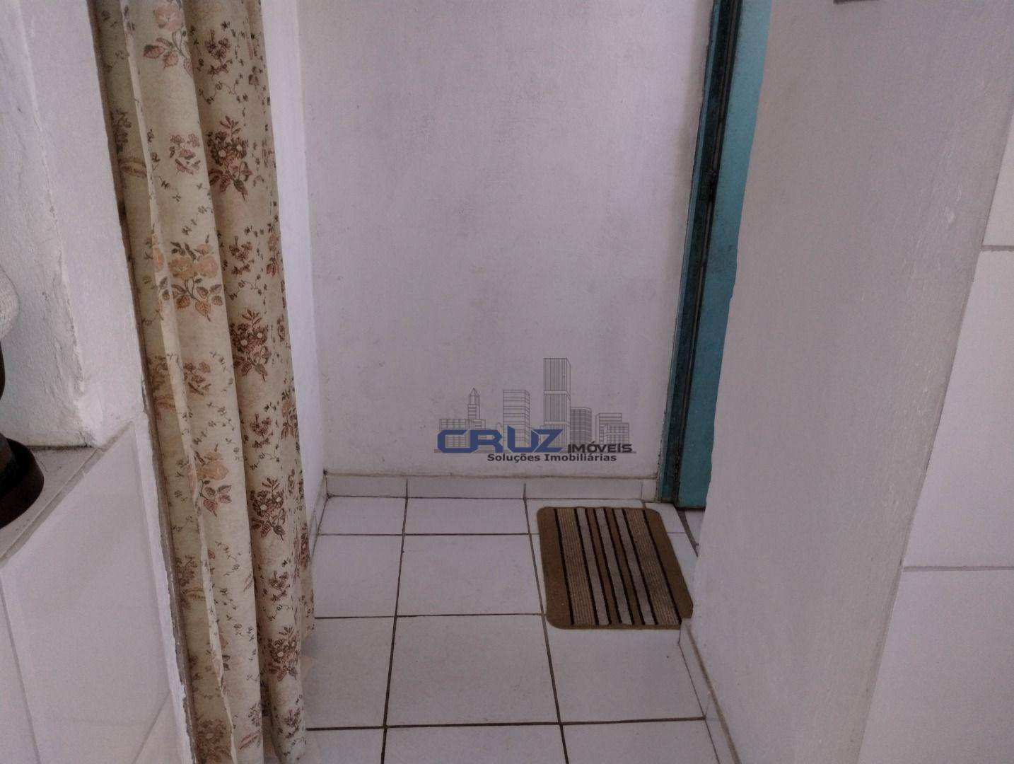 Casa à venda com 1 quarto, 45m² - Foto 14