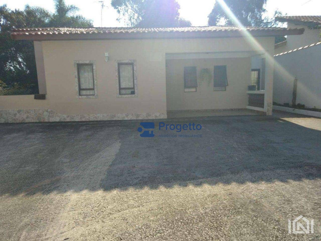 Casa de Condomínio à venda com 3 quartos, 207m² - Foto 3