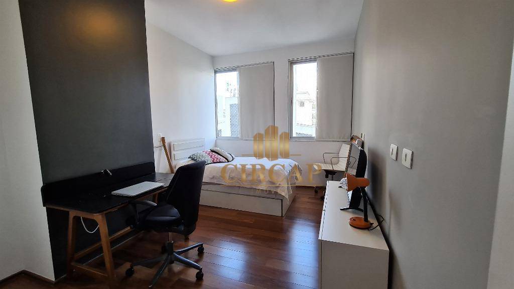 Apartamento à venda com 3 quartos, 160m² - Foto 25