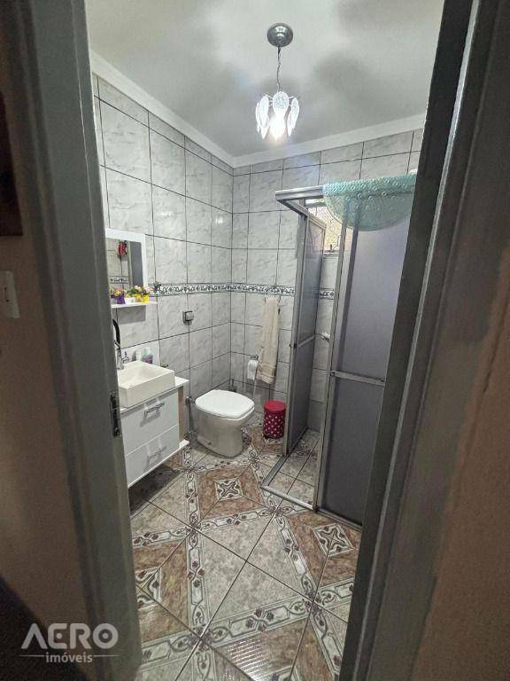 Casa à venda com 2 quartos, 116m² - Foto 10
