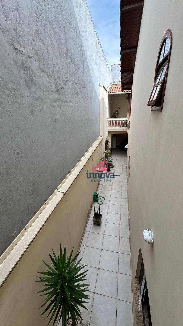 Sobrado à venda e aluguel com 3 quartos, 296m² - Foto 25