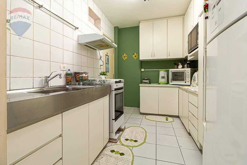 Apartamento à venda com 3 quartos, 169m² - Foto 9