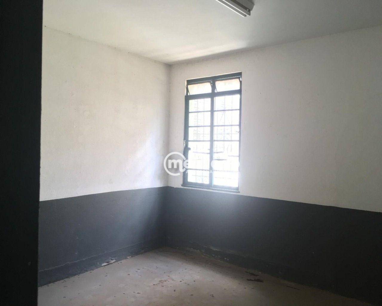 Casa à venda com 3 quartos, 200m² - Foto 5