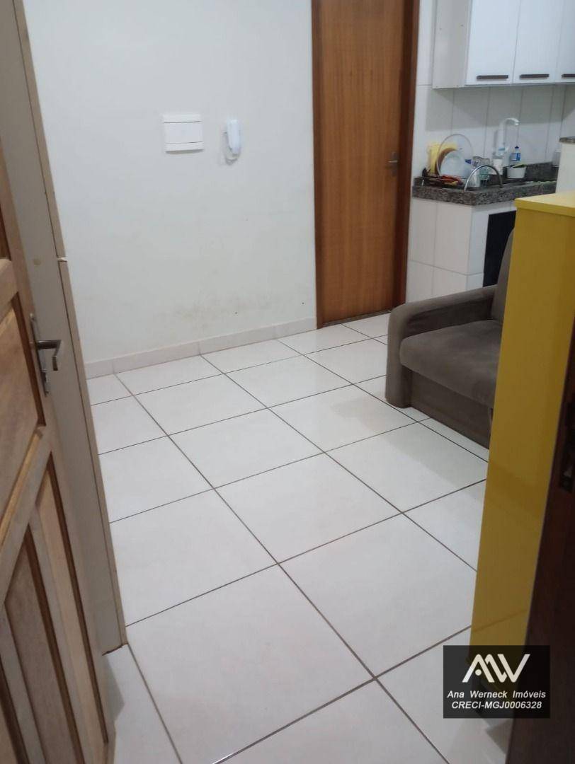 Apartamento à venda com 1 quarto, 42m² - Foto 3