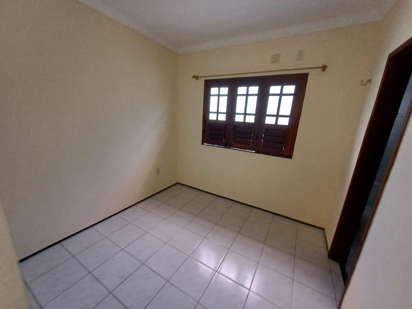 Casa à venda com 3 quartos, 102m² - Foto 11