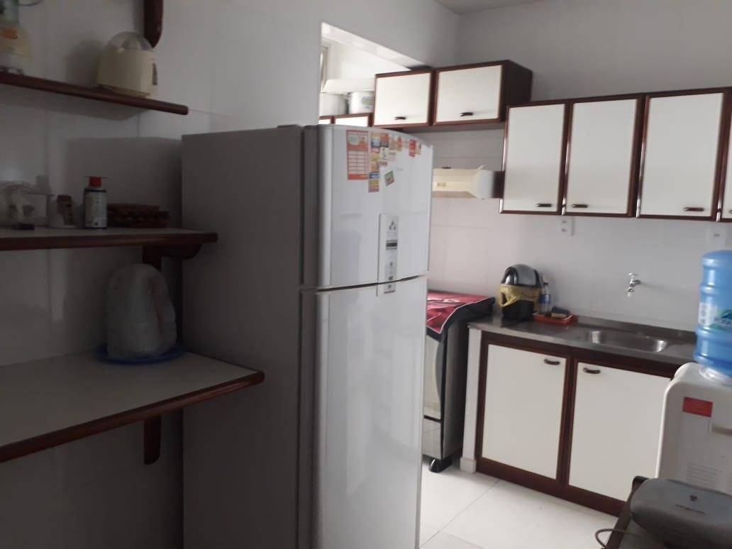 Apartamento à venda com 3 quartos, 117m² - Foto 9