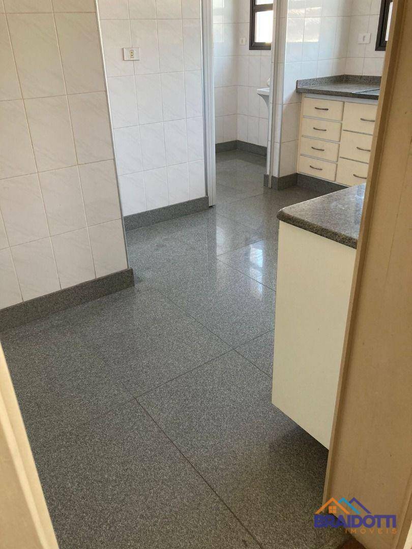 Apartamento à venda com 2 quartos, 85m² - Foto 30