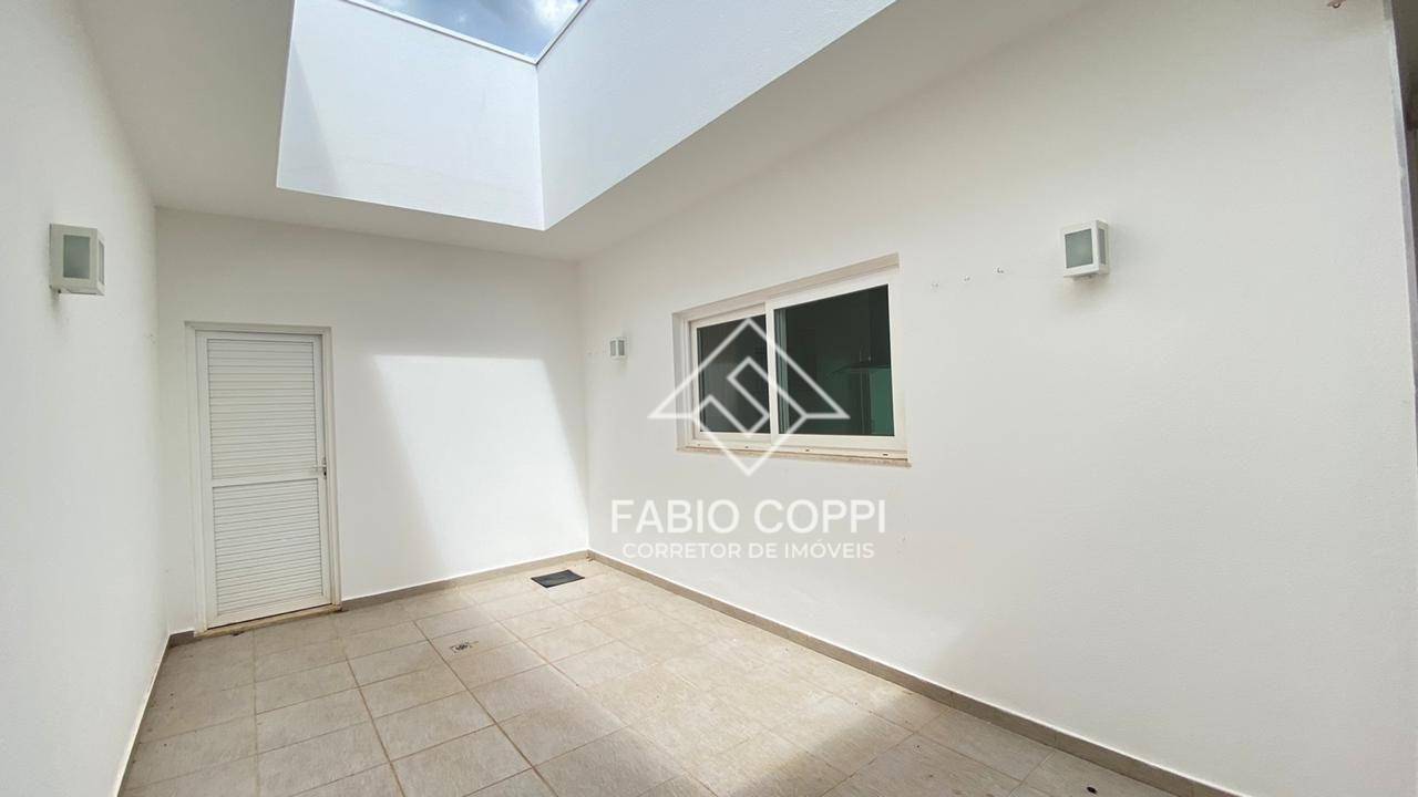 Casa de Condomínio à venda com 3 quartos, 530m² - Foto 44