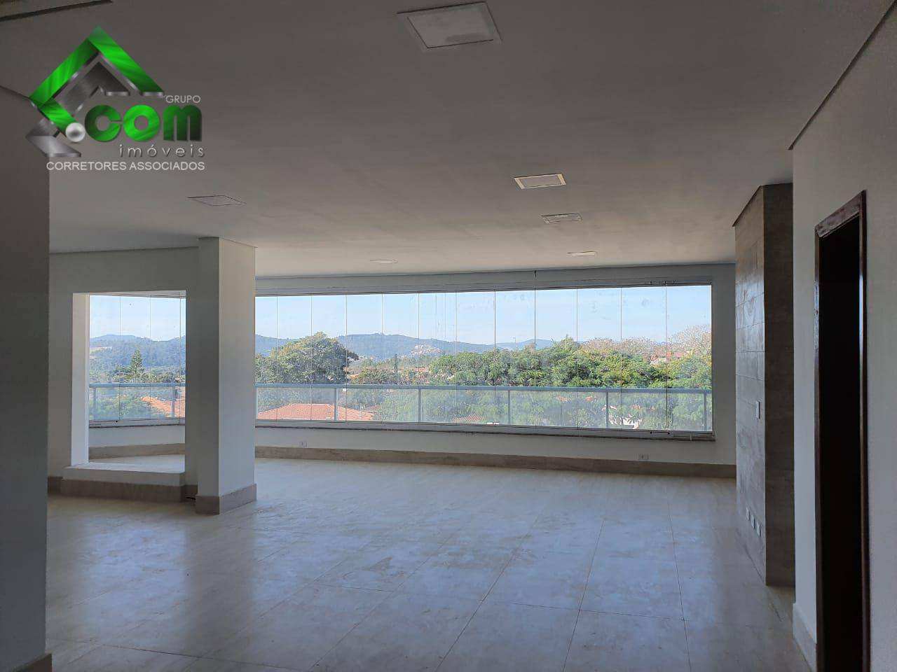 Cobertura, 3 quartos, 370 m² - Foto 2