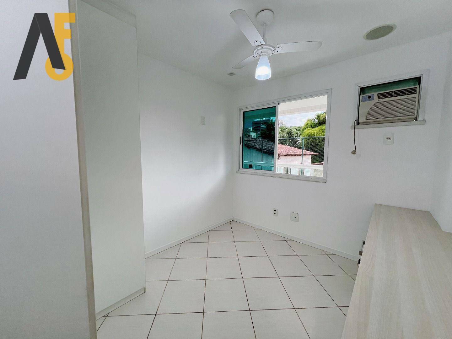 Apartamento à venda com 2 quartos, 80m² - Foto 30