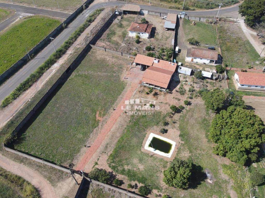 Casa, 2 quartos, 270 m² - Foto 3