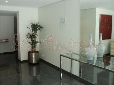 Apartamento para alugar com 3 quartos, 186m² - Foto 13