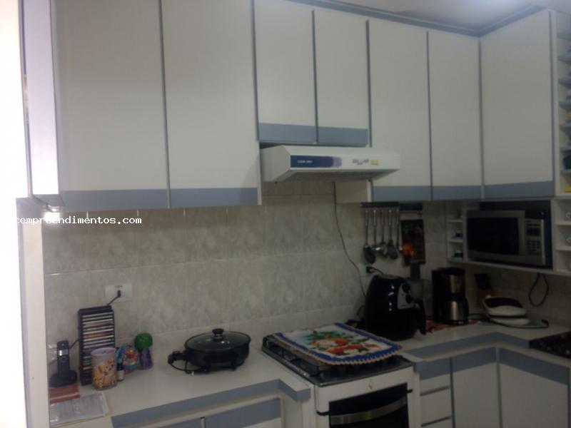 Sobrado à venda com 3 quartos, 196m² - Foto 15