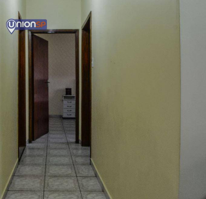 Apartamento à venda com 2 quartos, 97m² - Foto 4