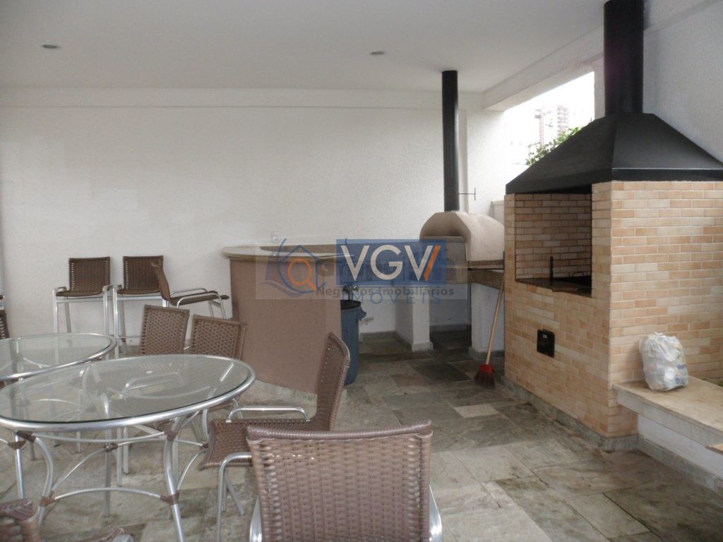 Apartamento à venda com 2 quartos, 65m² - Foto 12