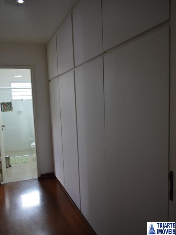 Casa à venda com 4 quartos, 368m² - Foto 15