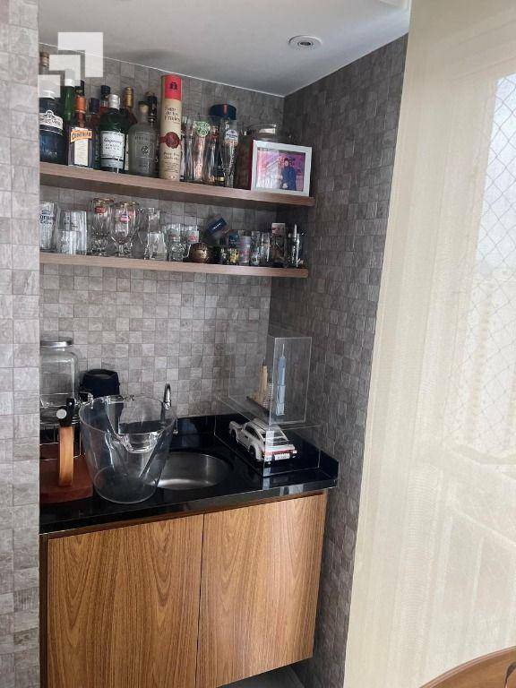 Apartamento à venda com 3 quartos, 142m² - Foto 8