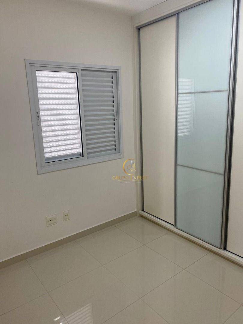 Apartamento à venda com 2 quartos, 69m² - Foto 9