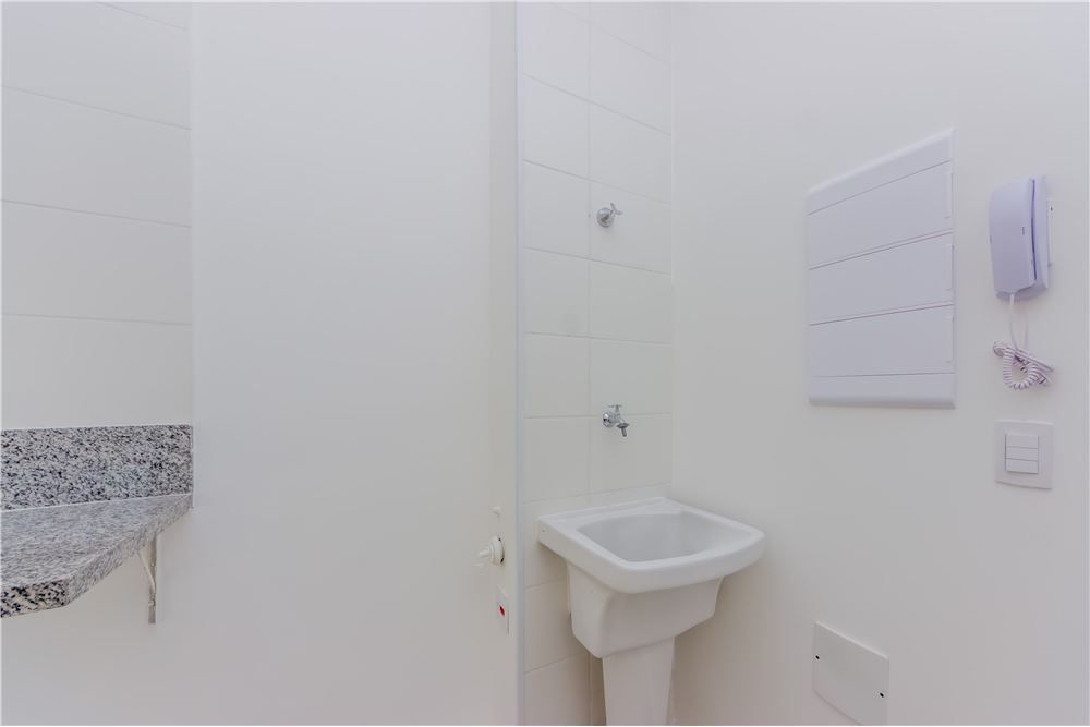 Apartamento à venda com 2 quartos, 44m² - Foto 23