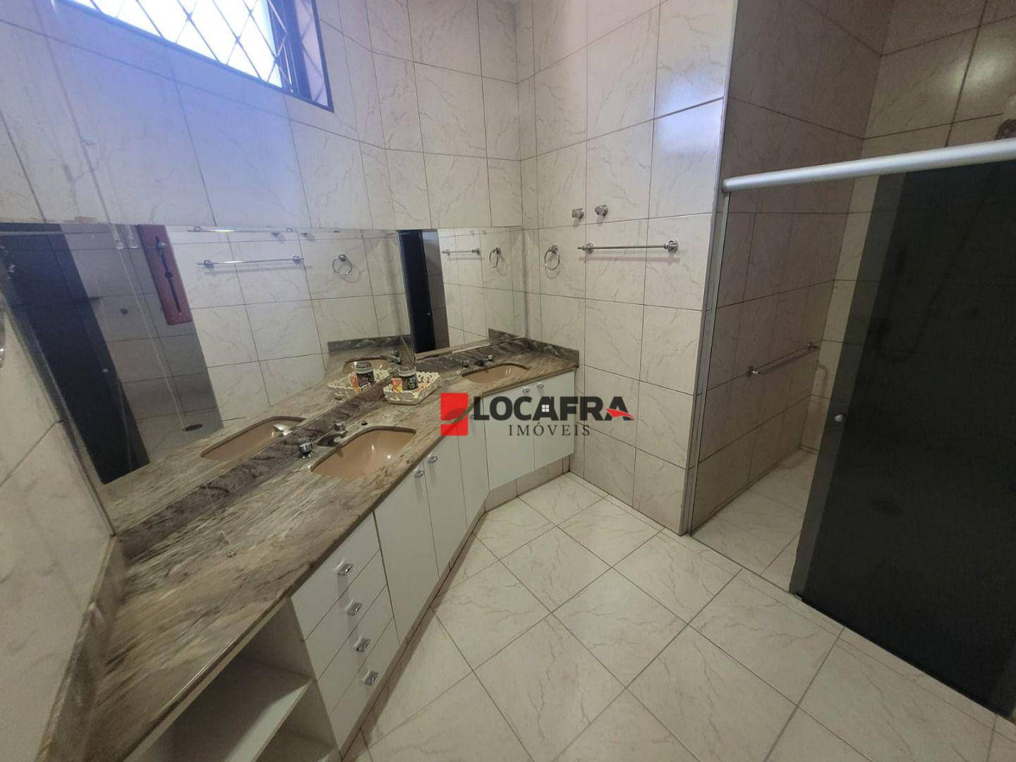 Casa à venda com 3 quartos, 576M2 - Foto 35