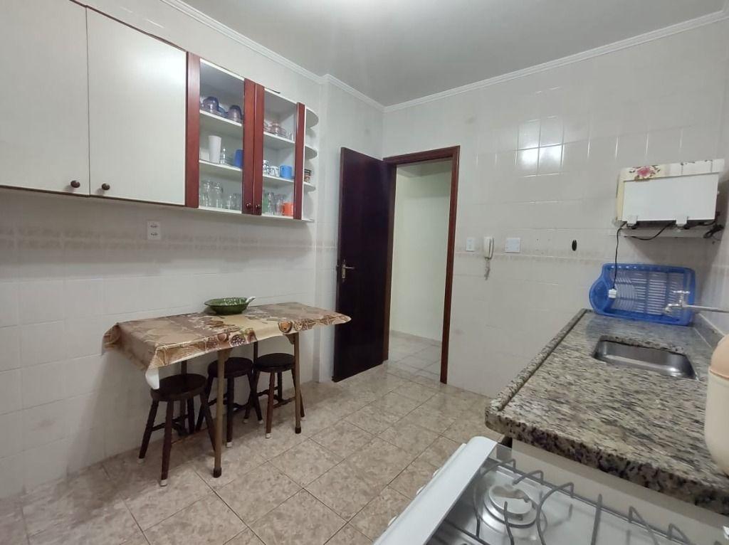 Apartamento à venda com 3 quartos, 141m² - Foto 10