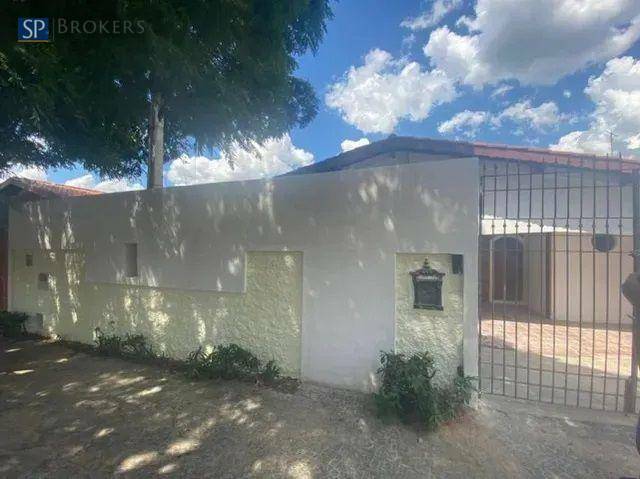 Casa à venda com 4 quartos, 220m² - Foto 44