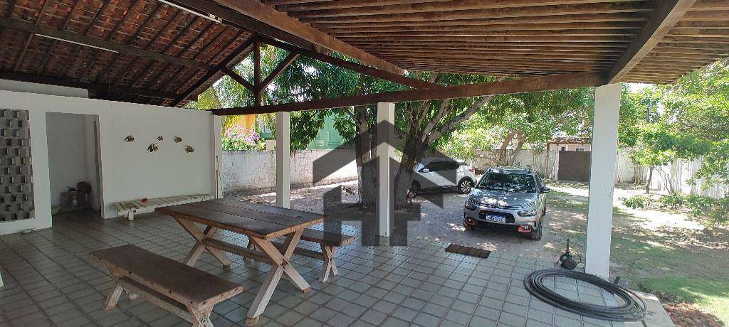 Casa para alugar com 4 quartos, 263m² - Foto 7