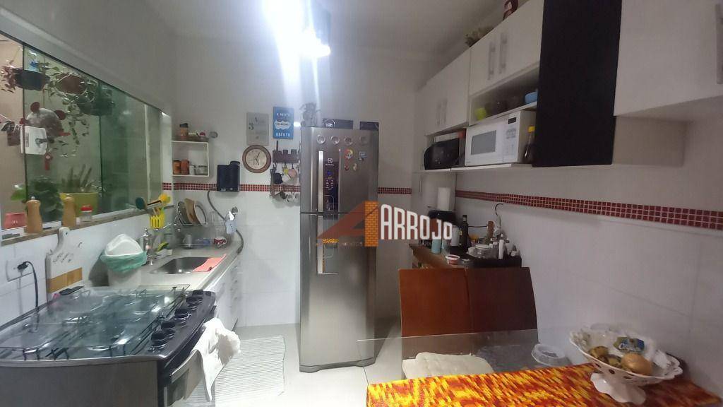 Sobrado à venda com 2 quartos, 57m² - Foto 9