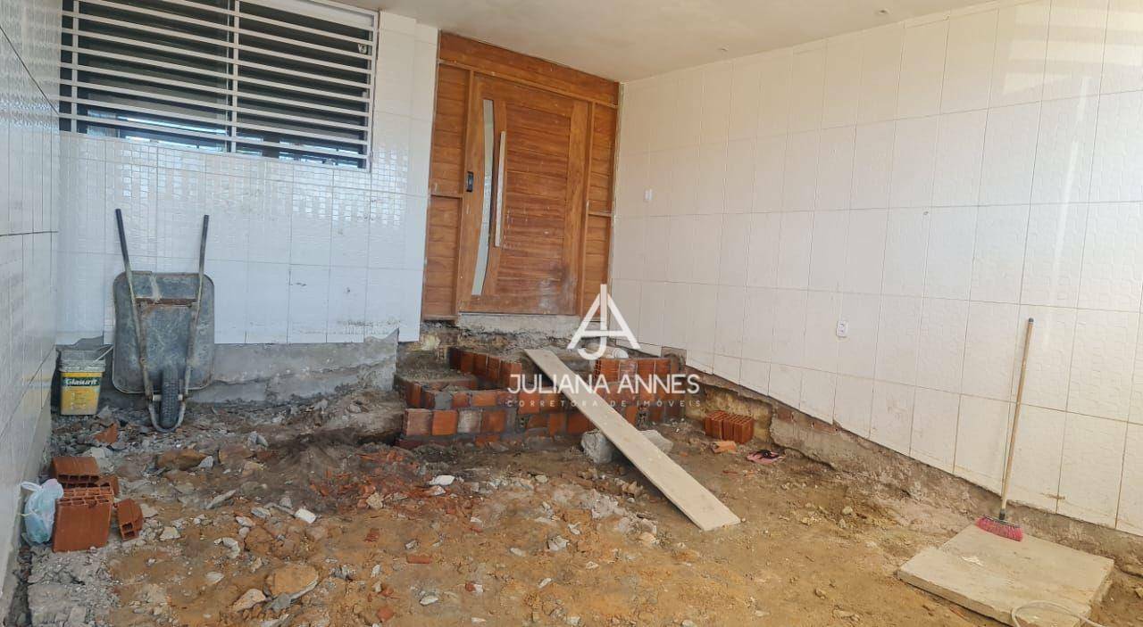 Casa à venda com 4 quartos, 370m² - Foto 15