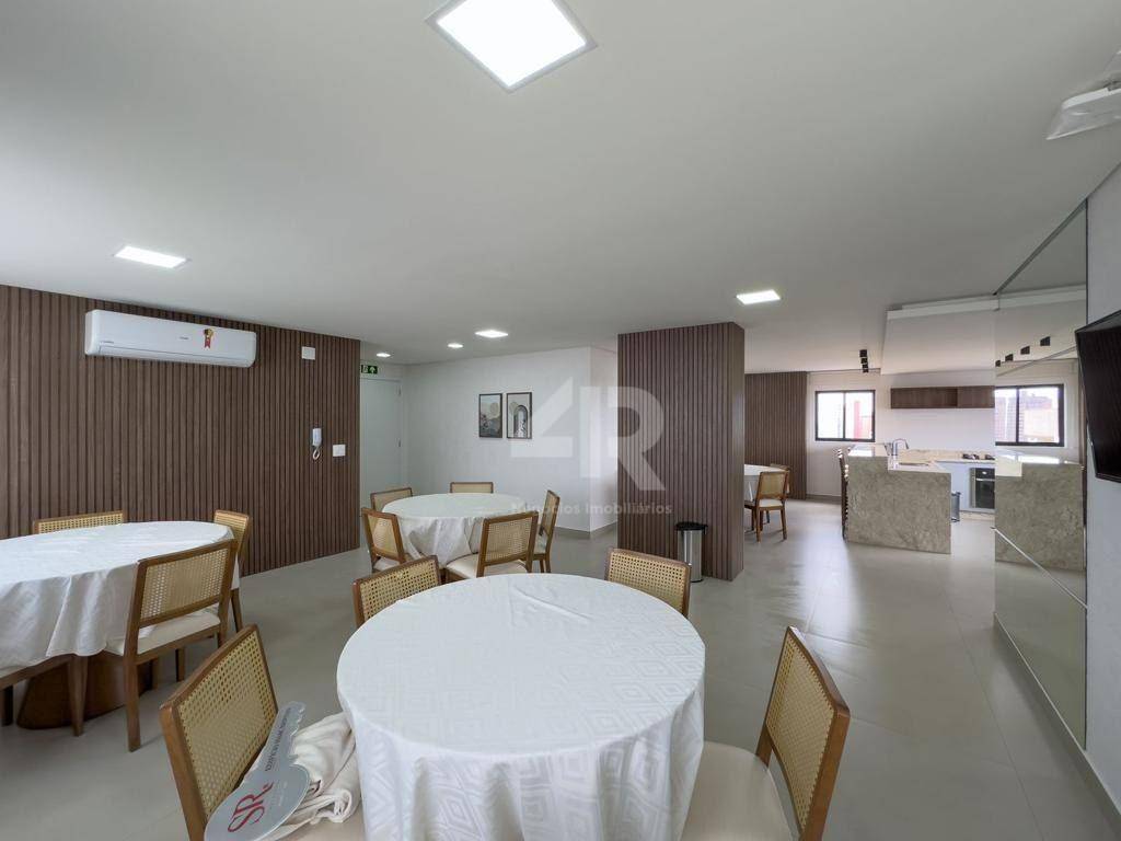 Apartamento à venda com 2 quartos, 63m² - Foto 8