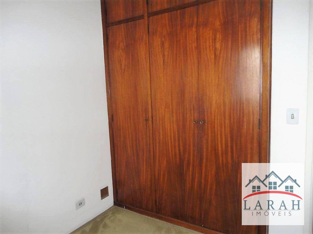 Apartamento para alugar com 3 quartos, 74m² - Foto 9