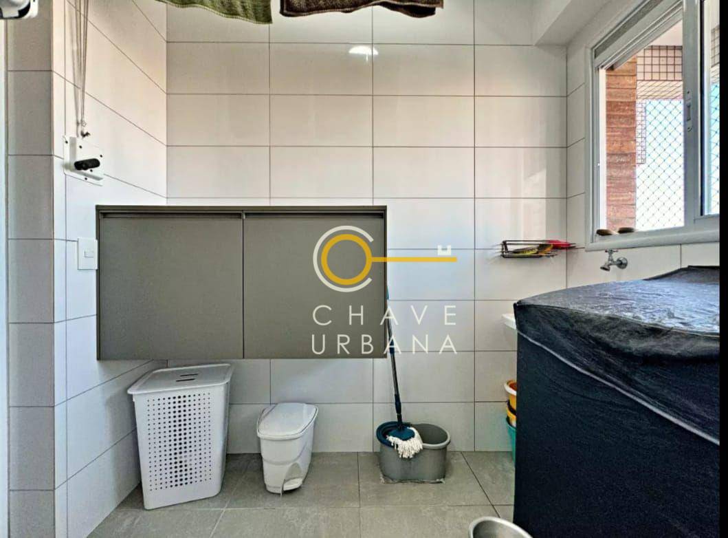 Apartamento à venda com 3 quartos, 141m² - Foto 9