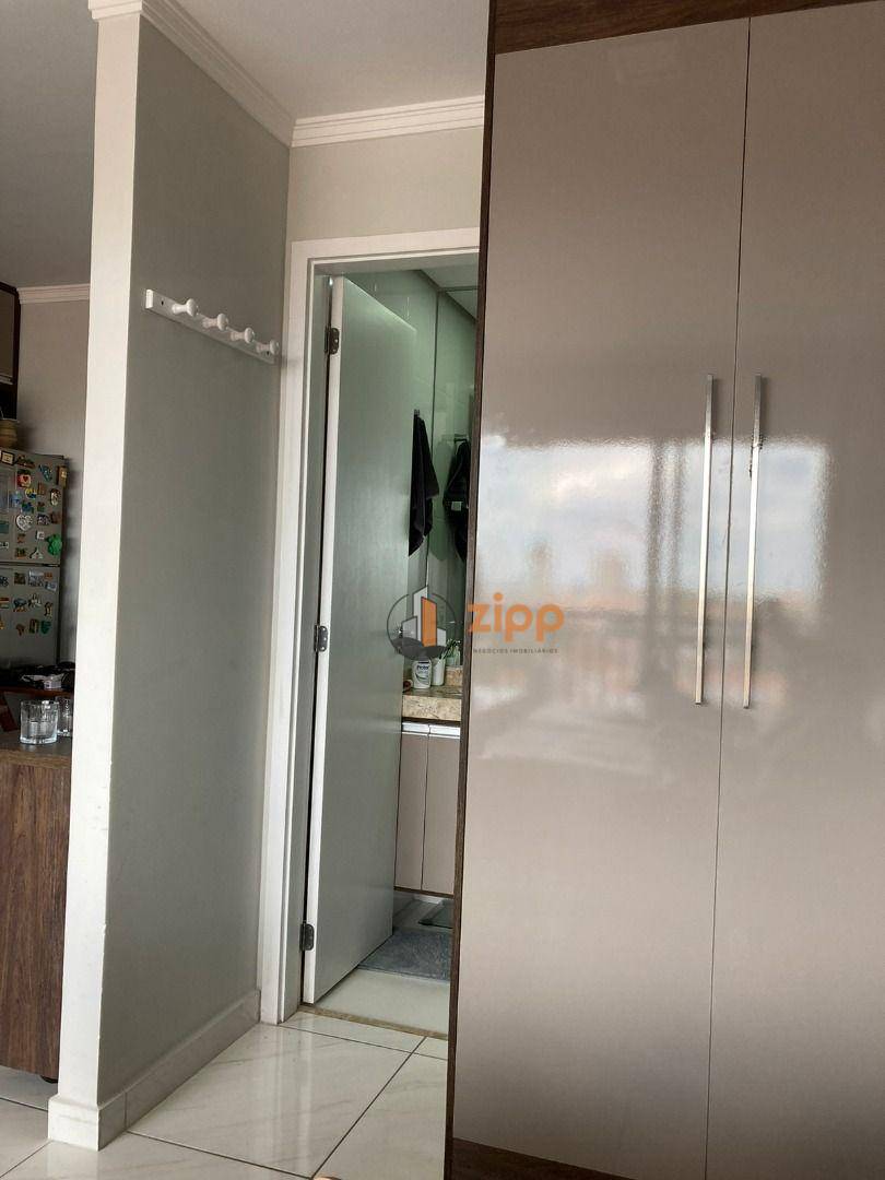 Apartamento à venda com 1 quarto, 32m² - Foto 19