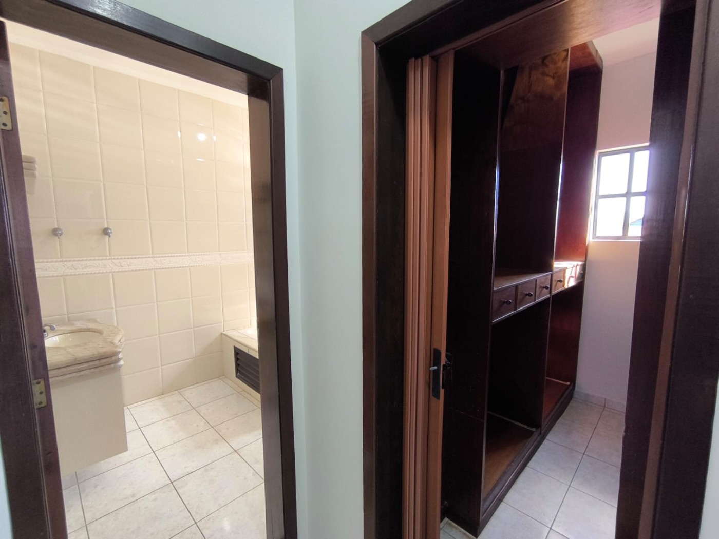 Sobrado para alugar com 4 quartos, 576m² - Foto 25