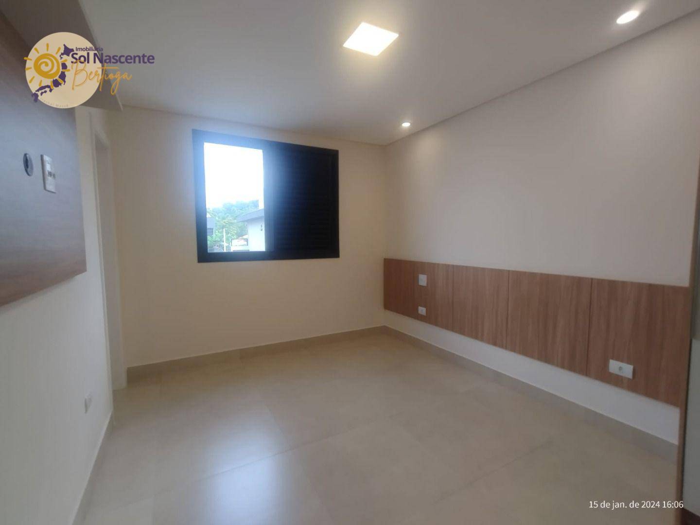 Casa à venda com 3 quartos, 102m² - Foto 5