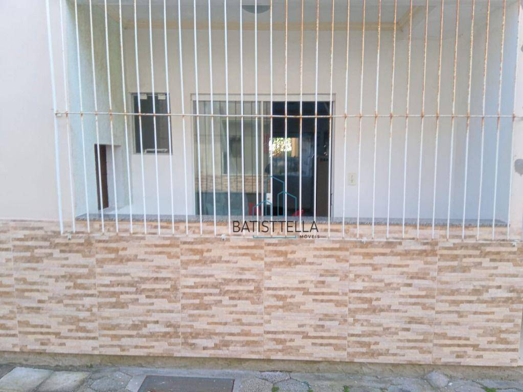 Apartamento à venda com 2 quartos, 60m² - Foto 2