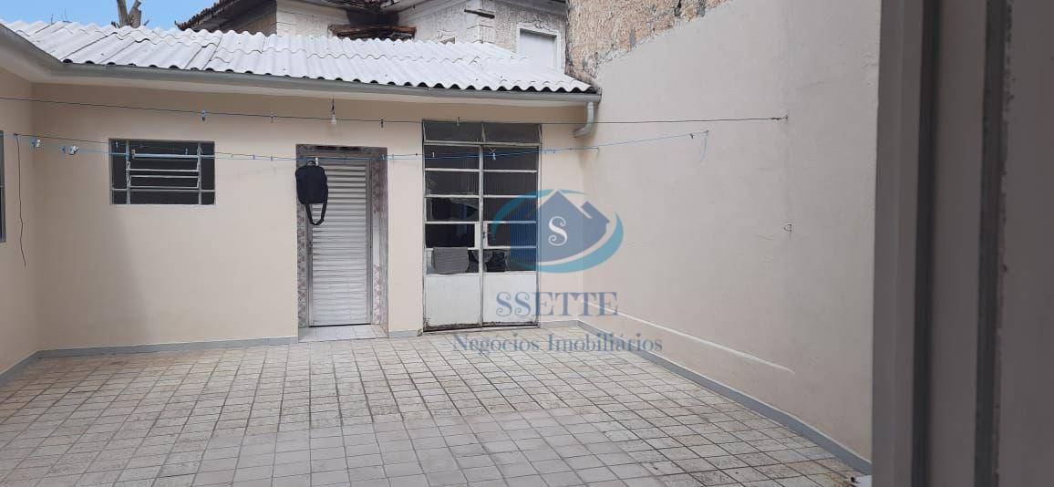 Casa à venda com 3 quartos, 220m² - Foto 15