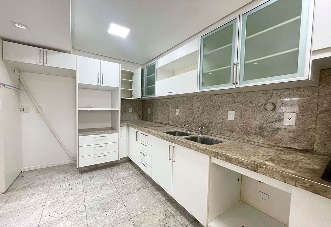 Apartamento à venda com 3 quartos, 123m² - Foto 5