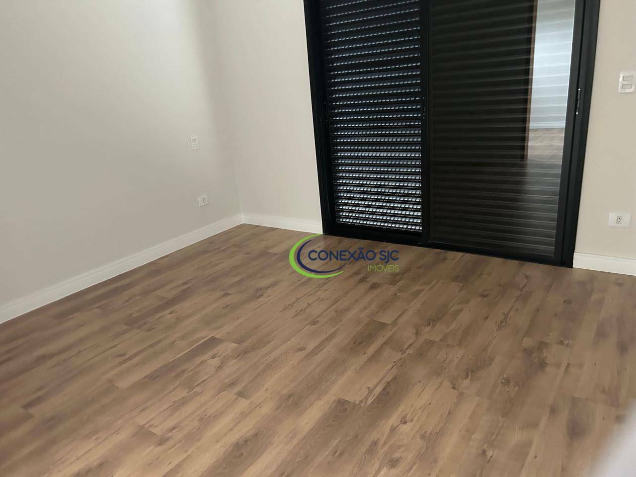 Sobrado à venda e aluguel com 4 quartos, 240m² - Foto 15